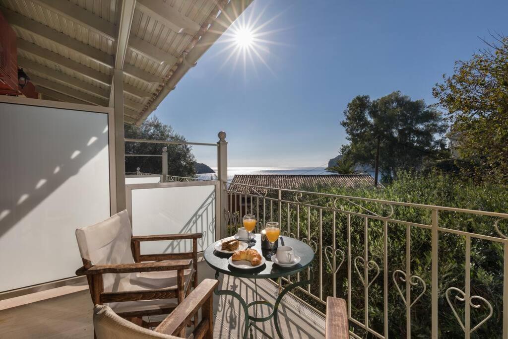 Villa Anthoussa In Palaiokastritsa Kültér fotó
