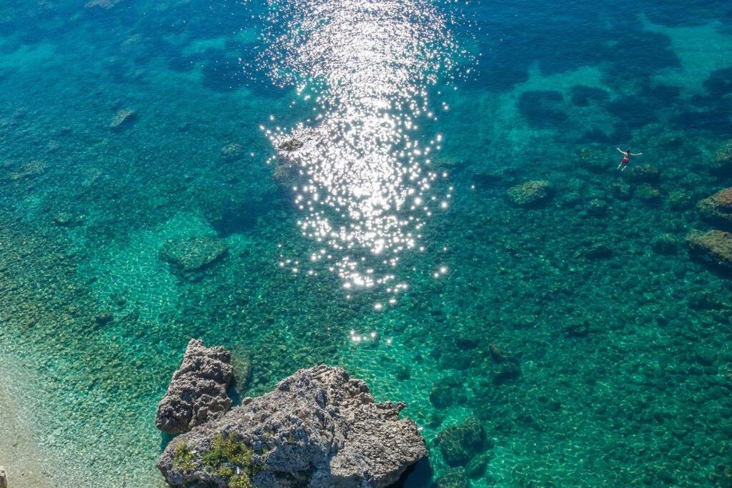 Villa Anthoussa In Palaiokastritsa Kültér fotó
